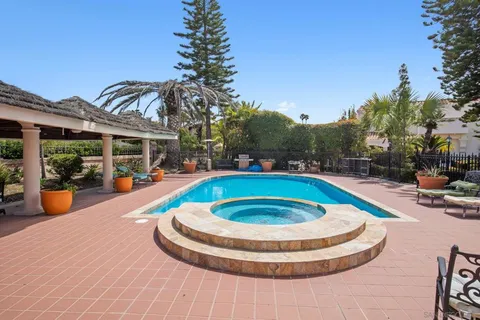 $7,800,000 | 9450 La Jolla Farms Road, La Jolla, CA 92037