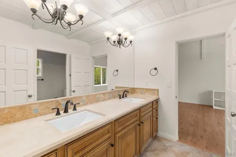 $7,800,000 | 9450 La Jolla Farms Road, La Jolla, CA 92037