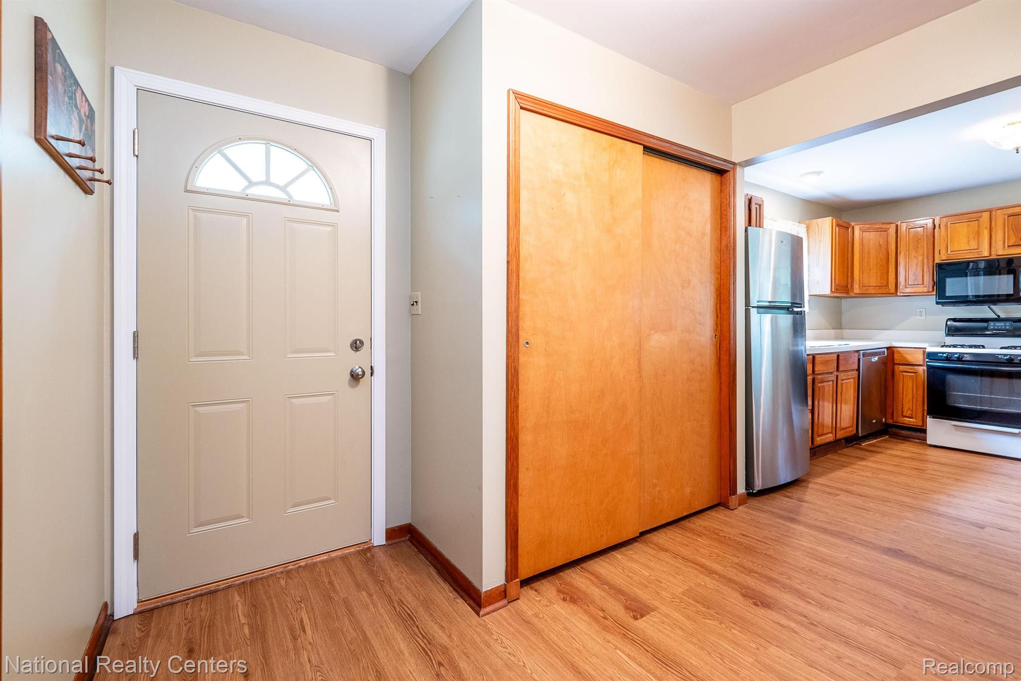 10625 Dewitt Road Belleville, MI 48111 - Photo 26 of 46 Gallery Image 26
