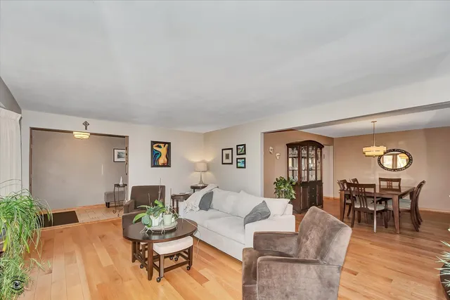 $599,900 | 13348 South Stephen Drive, Palos Park, IL 60464