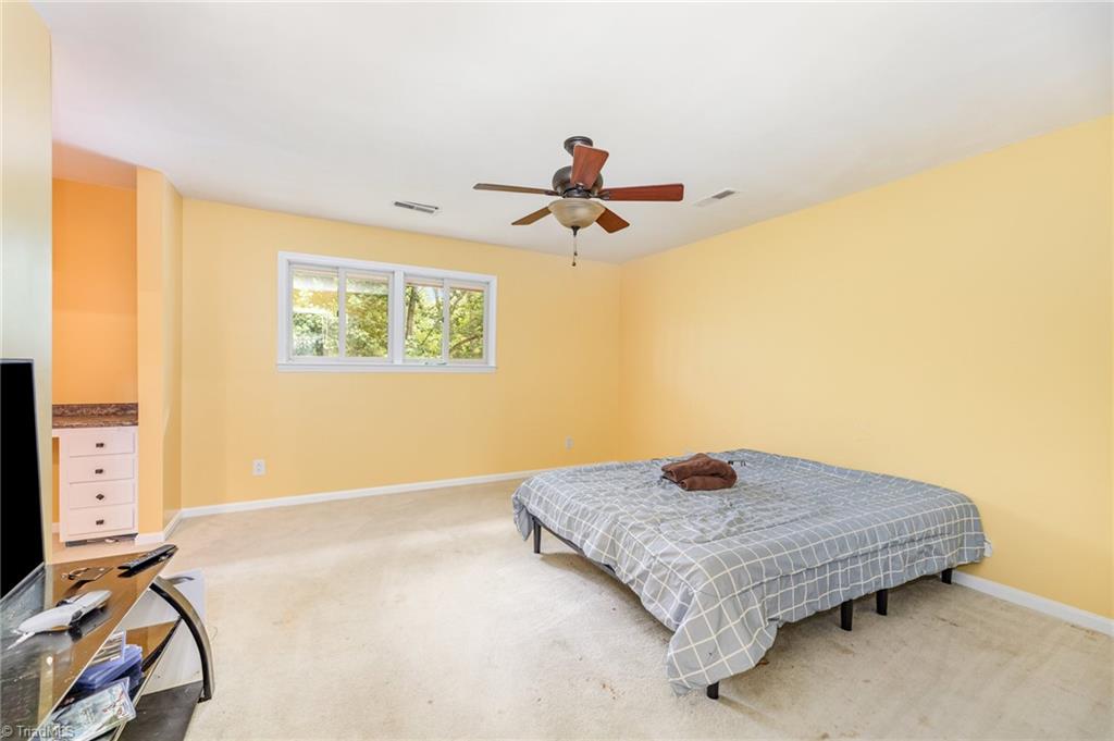 2651 Wallingford Road Northeast Winston-Salem, NC 27101 - Photo 17 of 28