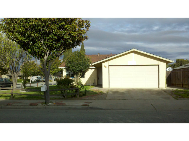 201 Miller Road Hollister, CA 95023 - Photo 1 of 5 Gallery Image 1