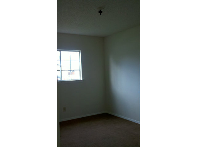 201 Miller Road Hollister, CA 95023 - Photo 5 of 5 Gallery Image 5