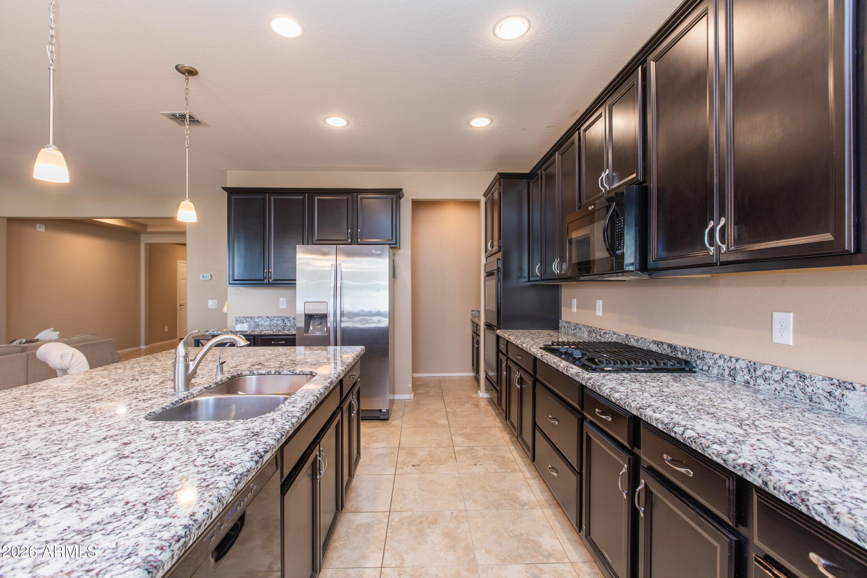 2024 West Rains Way San Tan Valley, AZ 85144 - Photo 22 of 71 Ktch-5