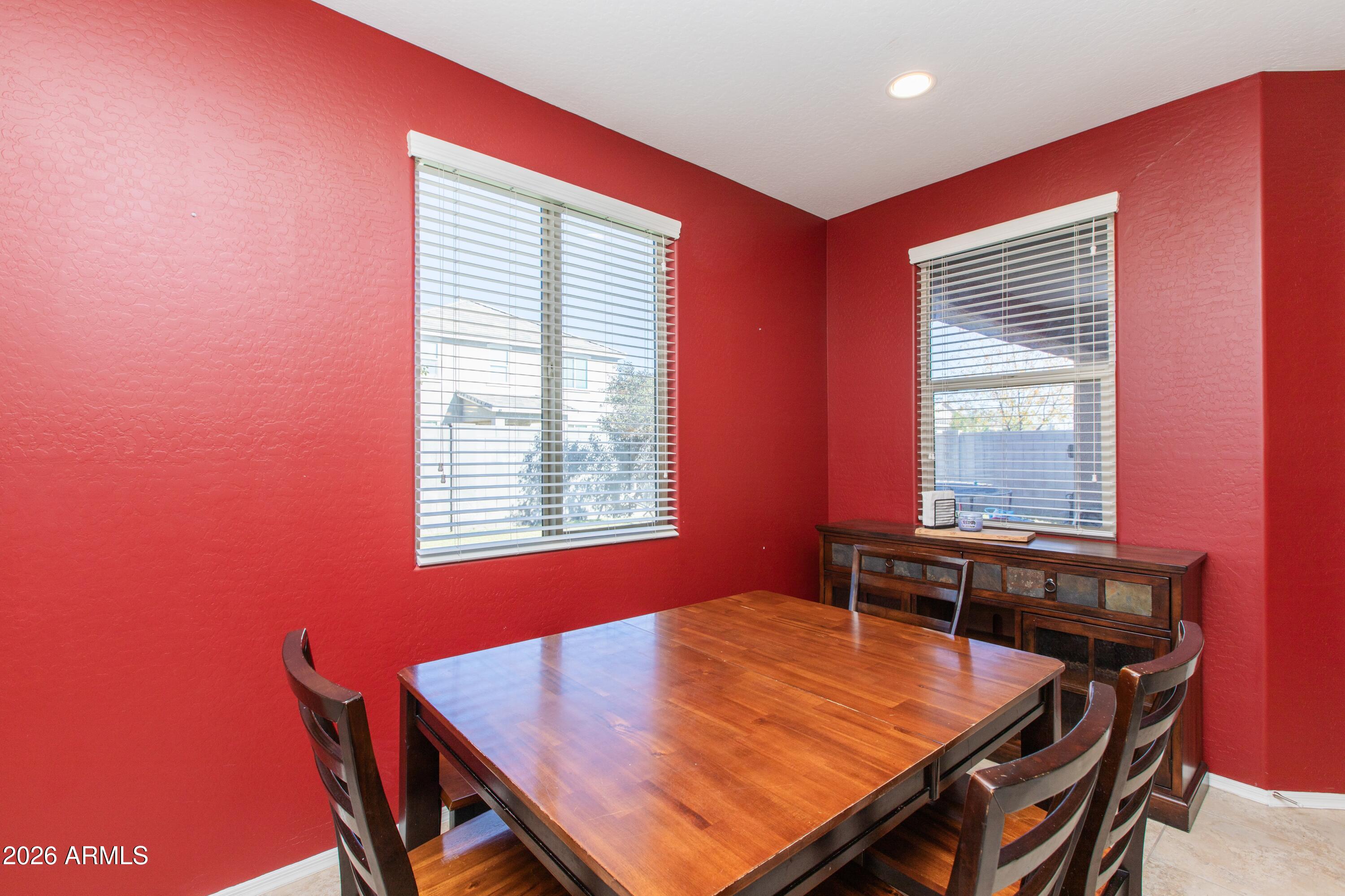 2024 West Rains Way San Tan Valley, AZ 85144 - Photo 25 of 71 DnRm-1