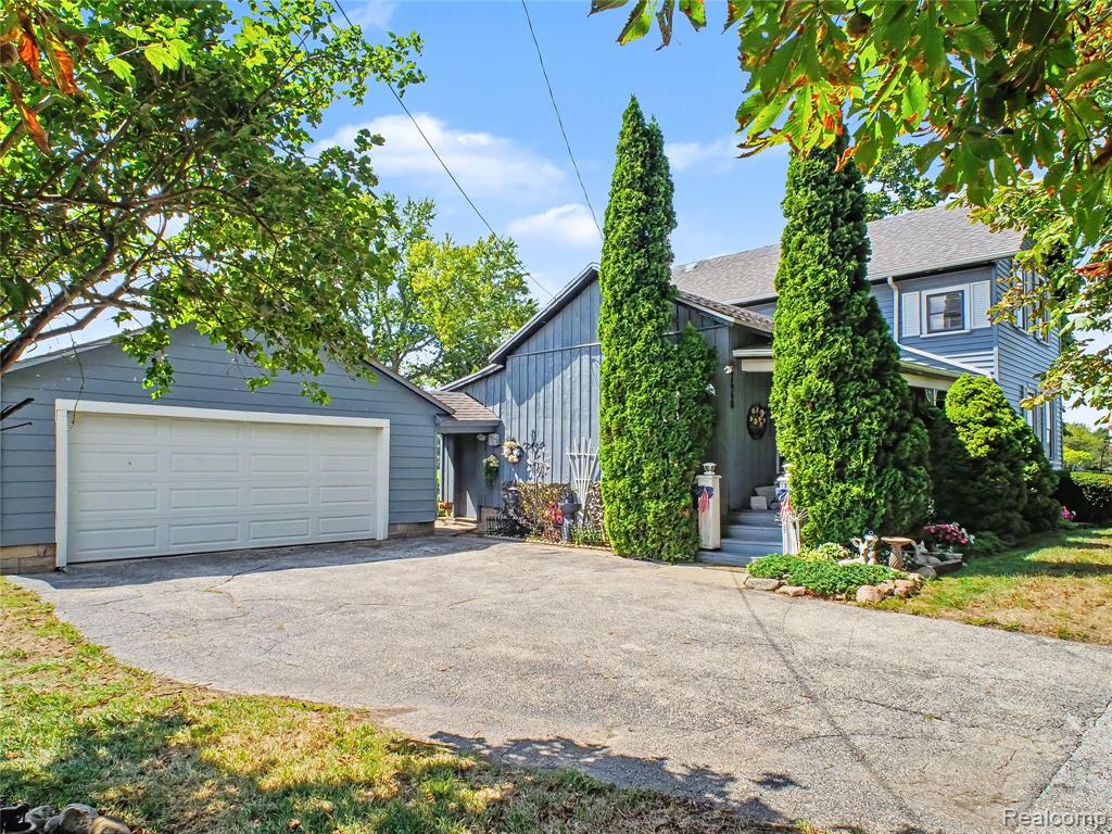 7660 Junction Road Frankenmuth, MI 48734 - Photo 19 of 22 Gallery Image 19