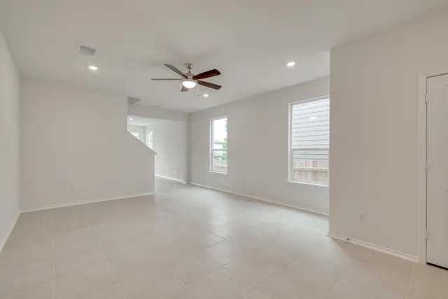 $318,849 | 256 Feathers Street, Jarrell, TX 76537