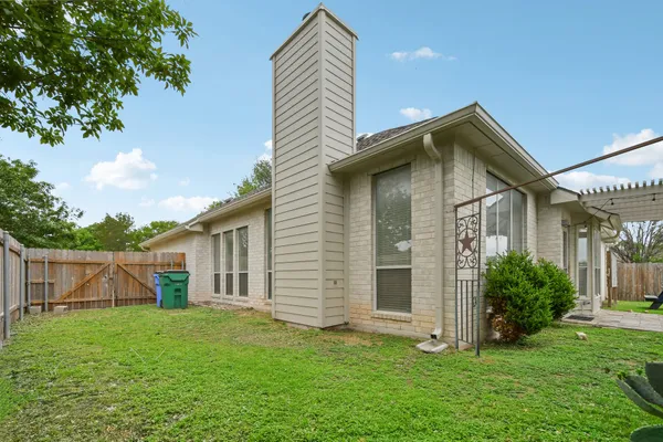 $1,850 | 17917 Worley Drive, Pflugerville, TX 78660
