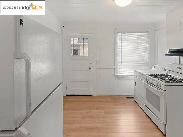 $2,699 | 1655 East 32nd Street, Unit 1655, Oakland, CA 94602