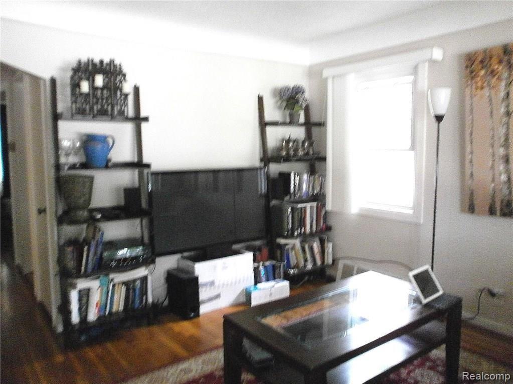 2990 Greenfield Road Berkley, MI 48072 - Photo 2 of 7
