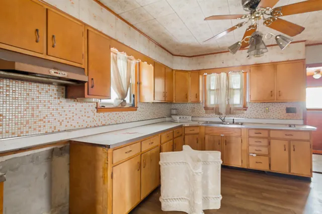 $68,000 | 425 East Bradford Street, Marion, IN 46952