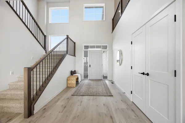 $879,900 | 1572 75th Avenue South, Fargo, ND 58104