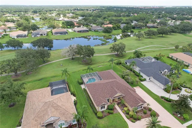 $4,600 | 9996 Cherry Hills Ave Circle, Bradenton, FL 34202