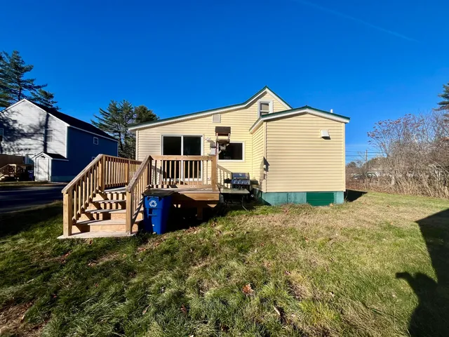 $299,900 | 10 Kasseys Way, Unit 1, Westbrook, ME 04092