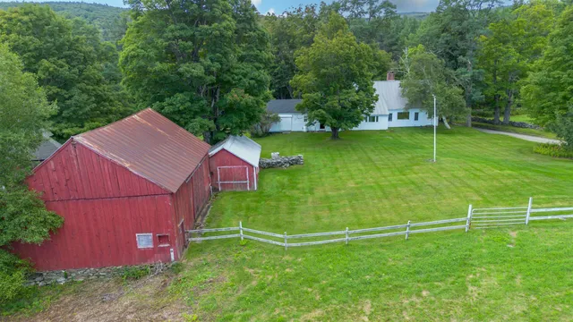 $999,000 | 20 Finkel Road, Wardsboro, VT 05355