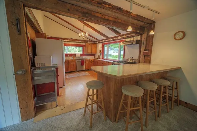 $999,000 | 20 Finkel Road, Wardsboro, VT 05355