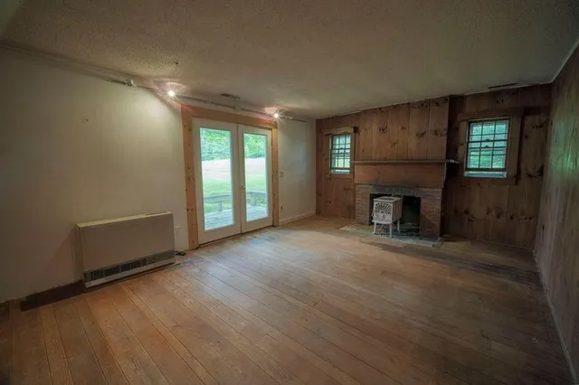 $999,000 | 20 Finkel Road, Wardsboro, VT 05355