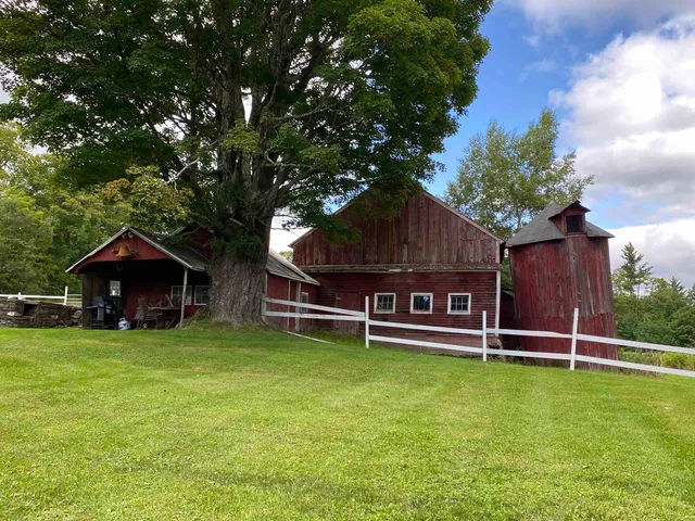$999,000 | 20 Finkel Road, Wardsboro, VT 05355