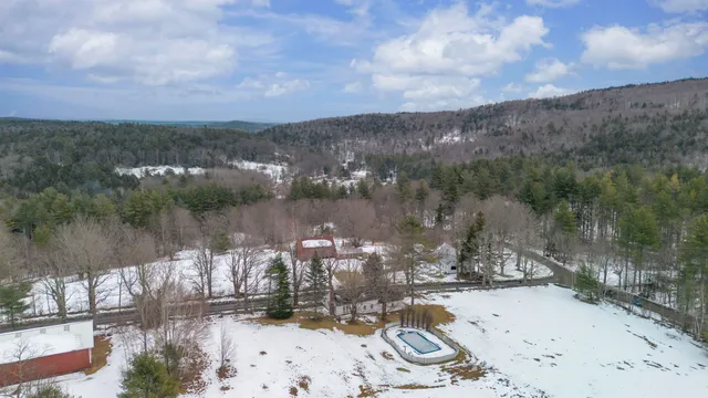 $999,000 | 20 Finkel Road, Wardsboro, VT 05355