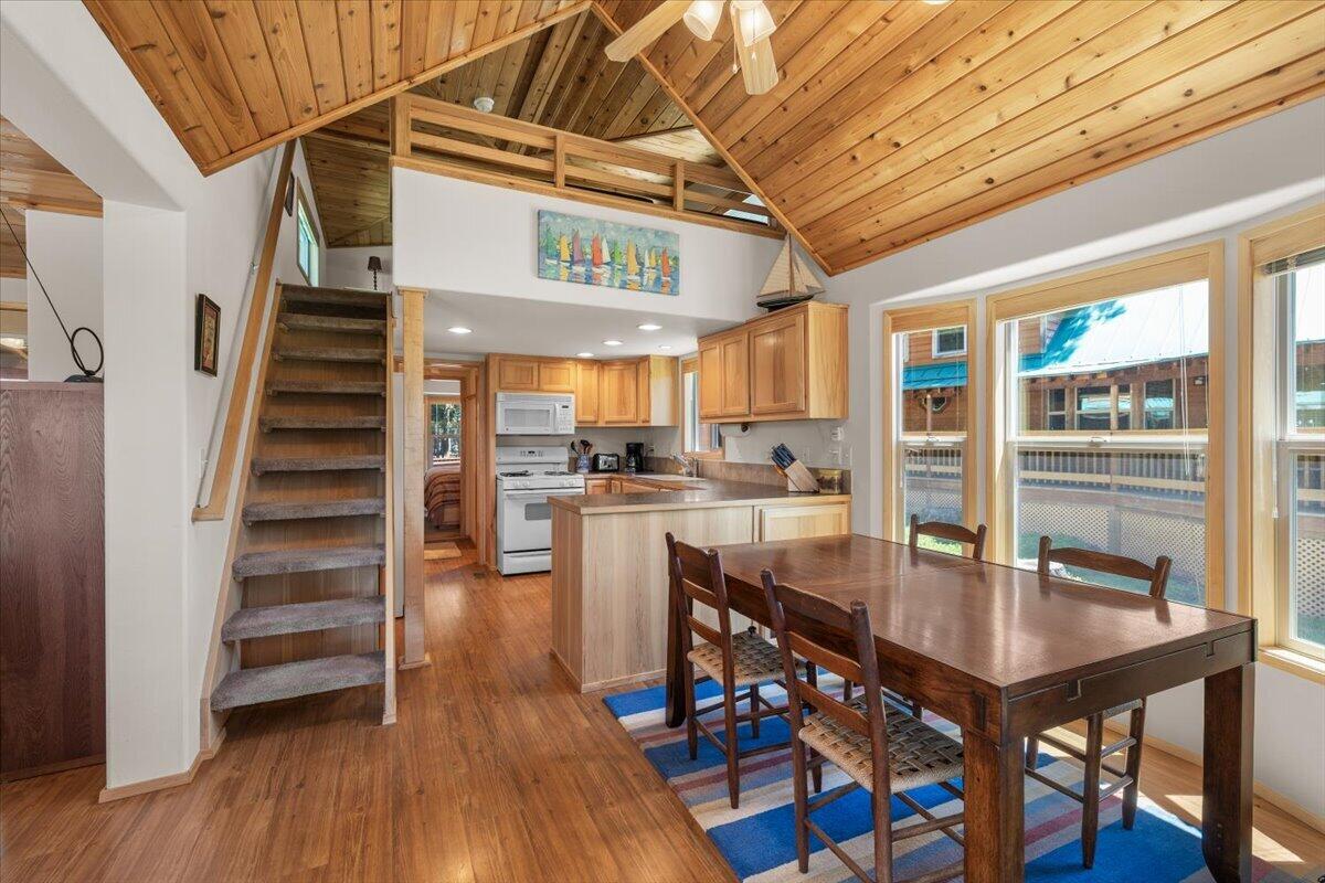 7979 Hyatt Prairie Road, Unit 42 Ashland, OR 97520 - Photo 17 of 43 Gallery Image 17