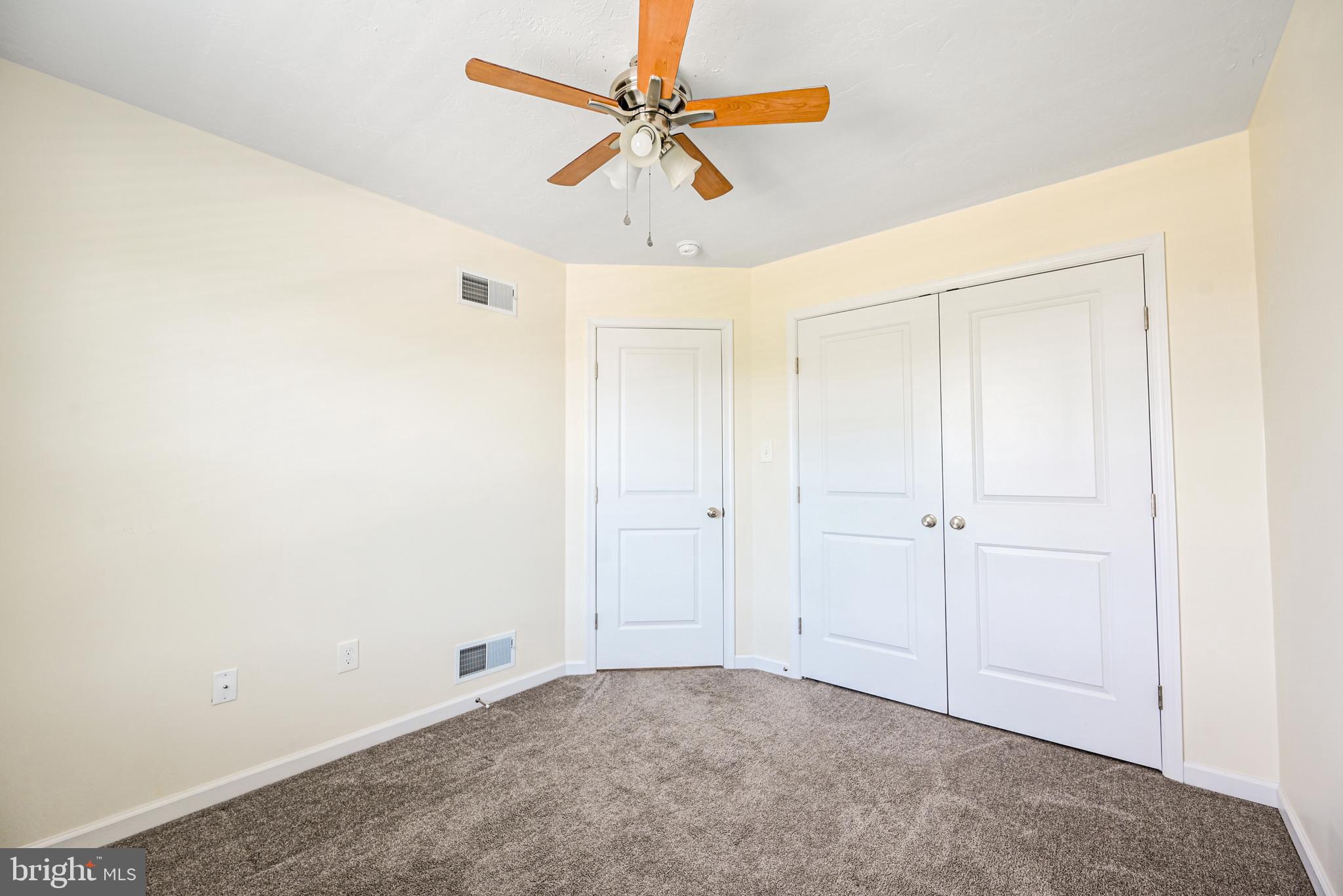 905 Ripple Drive Hanover, PA 17331 - Photo 21 of 35