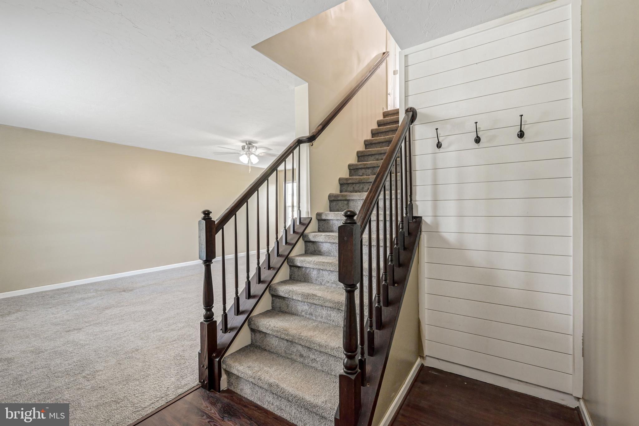 905 Ripple Drive Hanover, PA 17331 - Photo 5 of 35