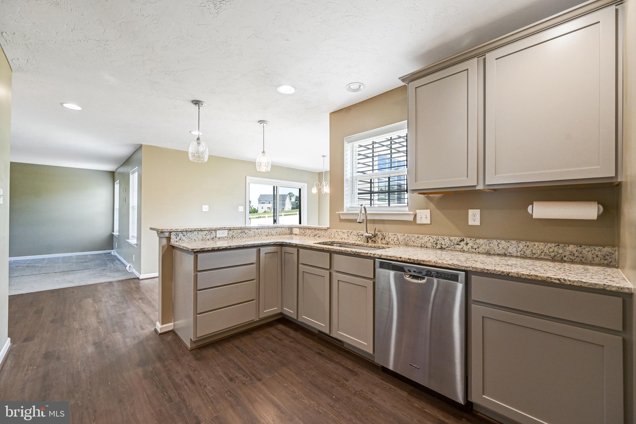 905 Ripple Drive Hanover, PA 17331 - Photo 10 of 35