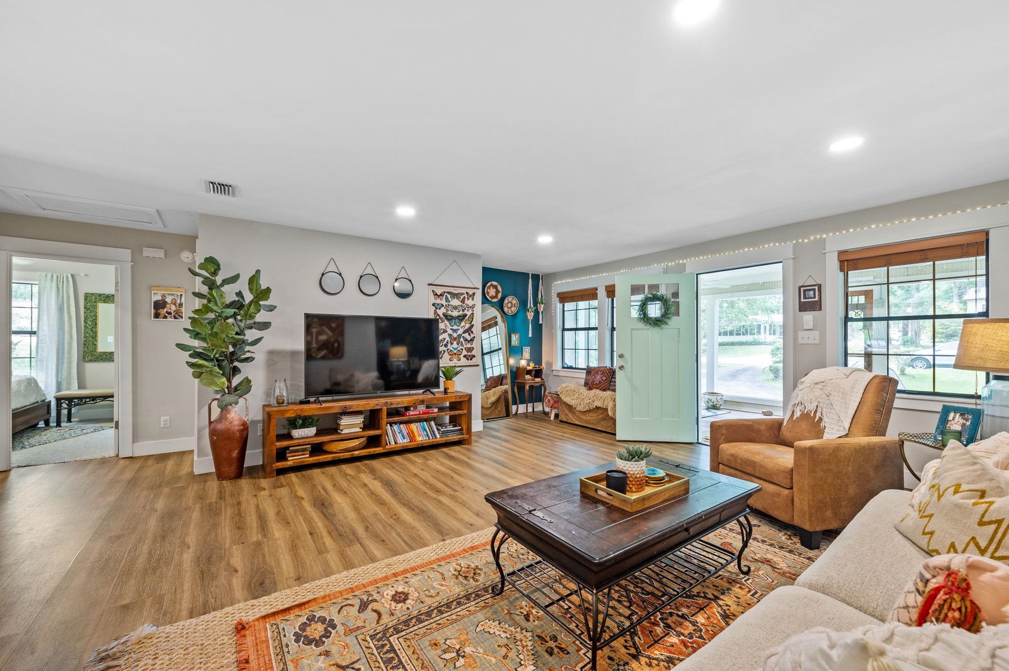 357 Mershon Street Fairhope, AL 36532 - Photo 10 of 36