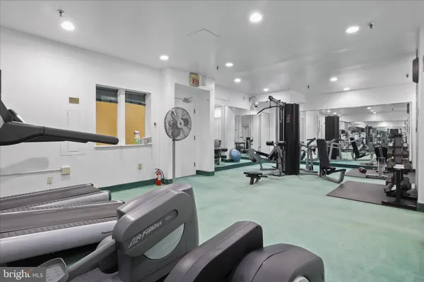 $320,000 | 6300 Stevenson Avenue, Unit 1122, Alexandria, VA 22304