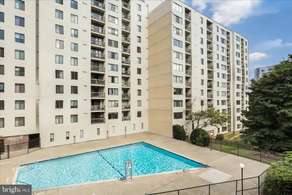 $320,000 | 6300 Stevenson Avenue, Unit 1122, Alexandria, VA 22304