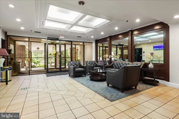 $320,000 | 6300 Stevenson Avenue, Unit 1122, Alexandria, VA 22304