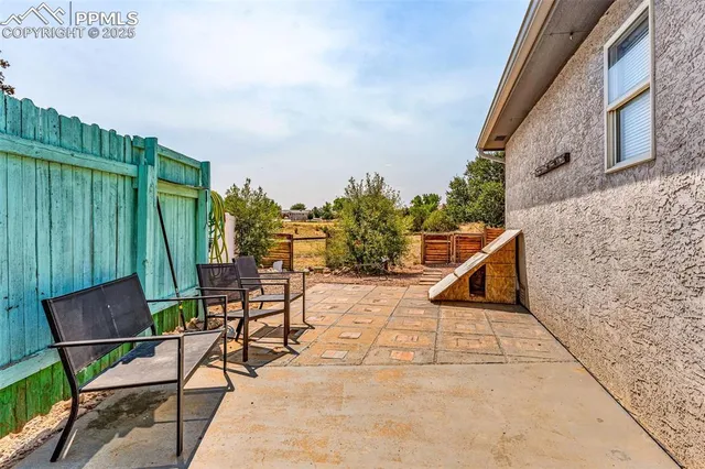 $330,000 | 212 High Meadows Court, Florence, CO 81226