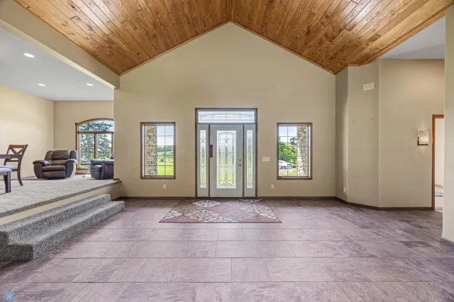 $668,000 | 3316 290th Street North, Hawley, MN 56549