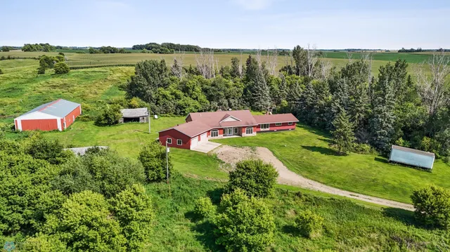 $668,000 | 3316 290th Street North, Hawley, MN 56549