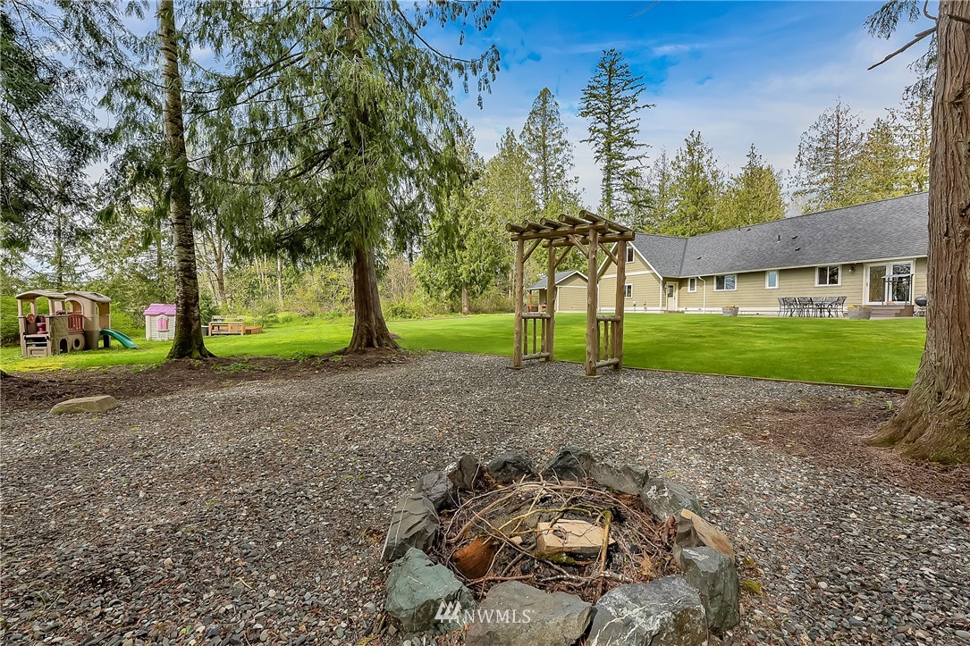 3693 Hopewell Road Everson, WA 98247 - Photo 8 of 25