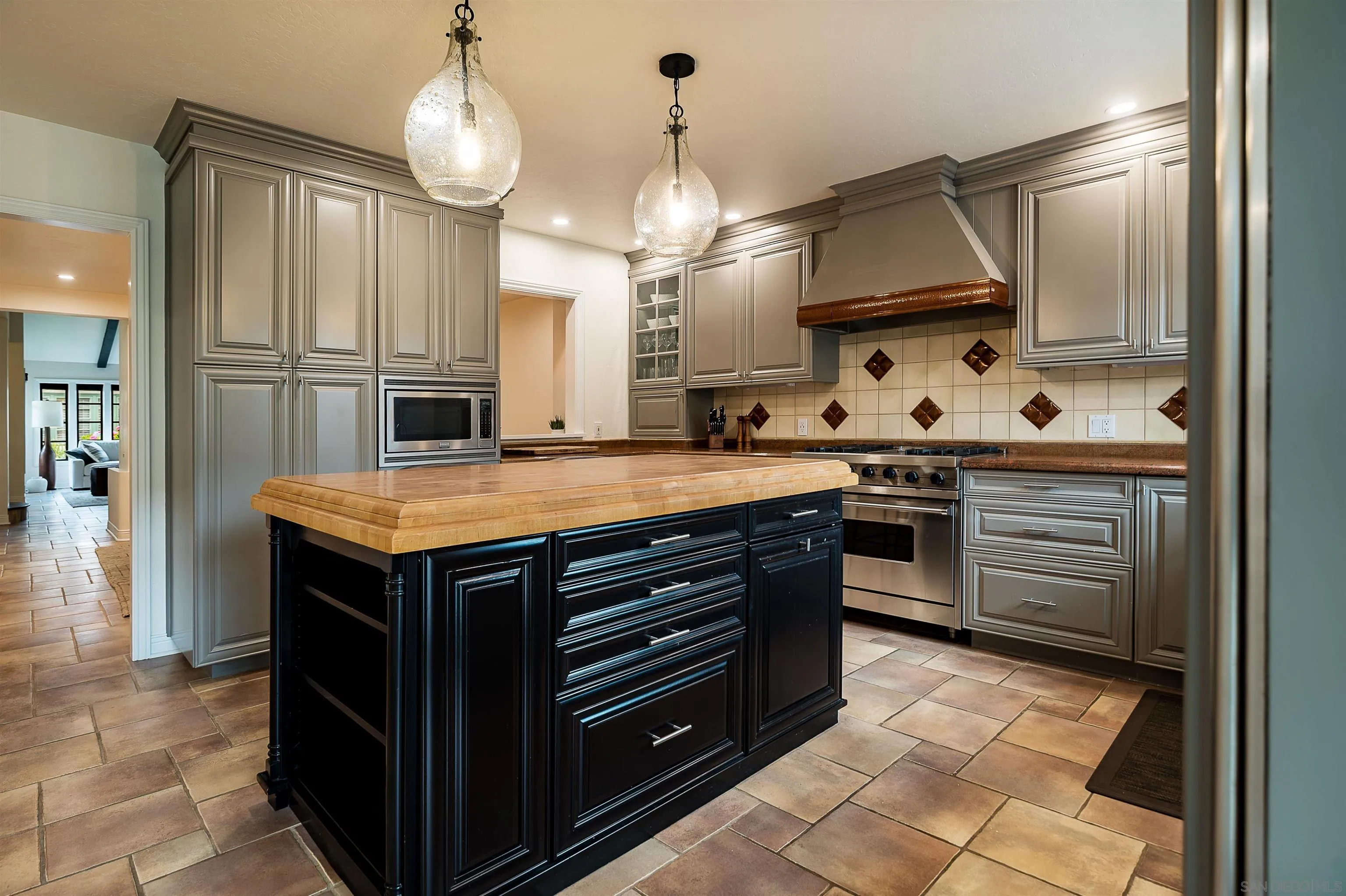 6117 La Flecha Rancho Santa Fe, CA 92067 - Photo 12 of 27 Gallery Image 12
