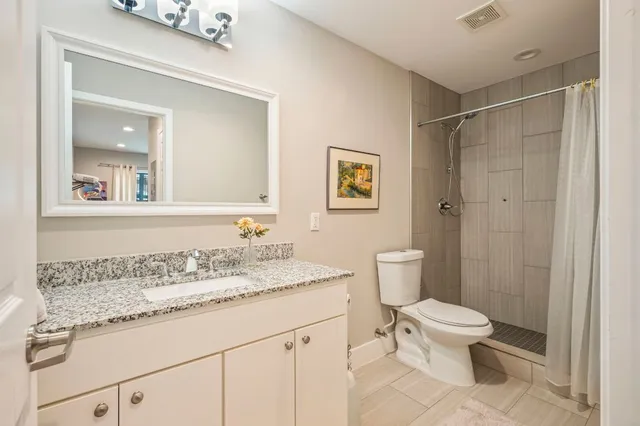 $262,000 | 935 La Posada Drive, Unit 148, Austin, TX 78752