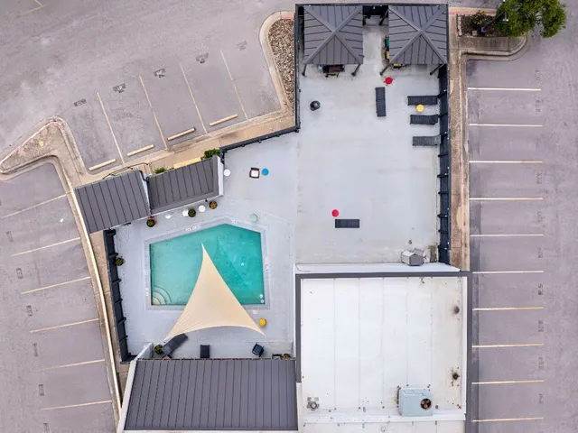 $262,000 | 935 La Posada Drive, Unit 148, Austin, TX 78752