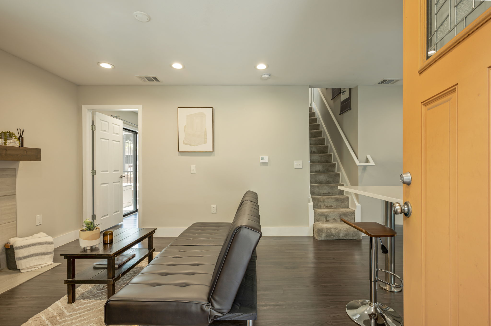 935 La Posada Drive, Unit 148 Austin, TX 78752 - Photo 5 of 29