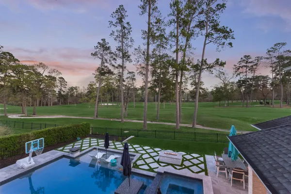 $1,065,000 | 6515 Sussex Court, Spring, TX 77389