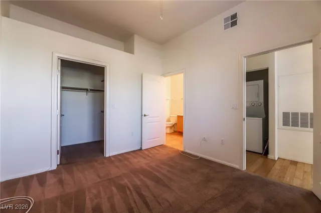 $1,500 | 2305 West Horizon Ridge Parkway, Unit 213, Henderson, NV 89052