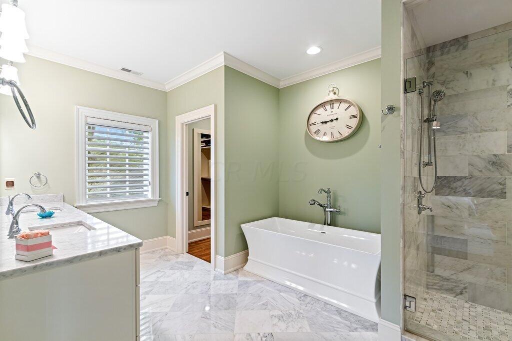4130 Mountview Road Columbus, OH 43220 - Photo 12 of 15 4130 Mountview Road-45.jpg-SMALL