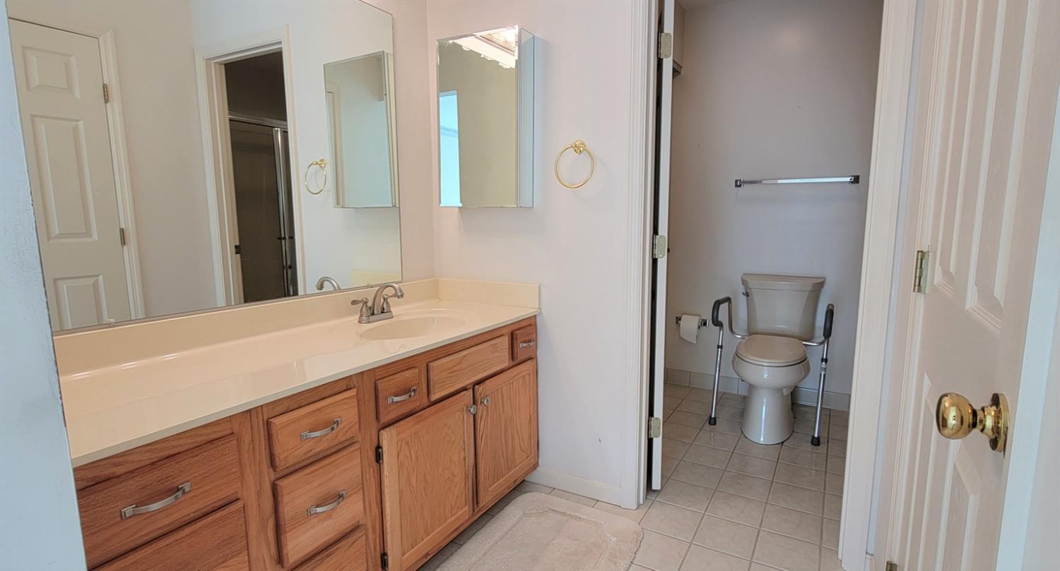 3713 Galbraith Road, Unit 75 Cincinnati, OH 45247 - Photo 11 of 21 Gallery Image 11
