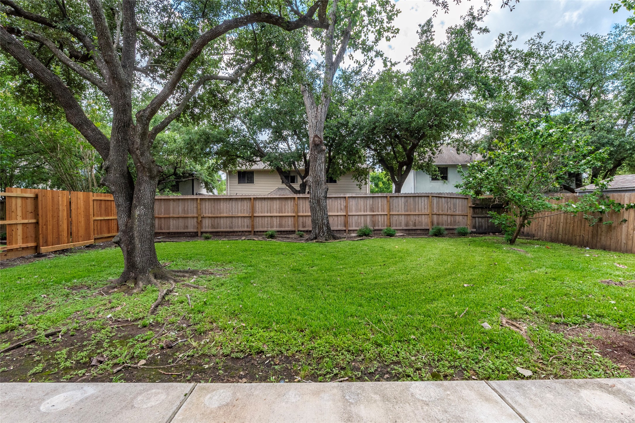 1227 Mabry Mill Road Houston, TX 77062 - Photo 36 of 39