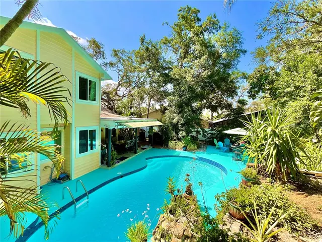 a view of a outdoor space and a fountain