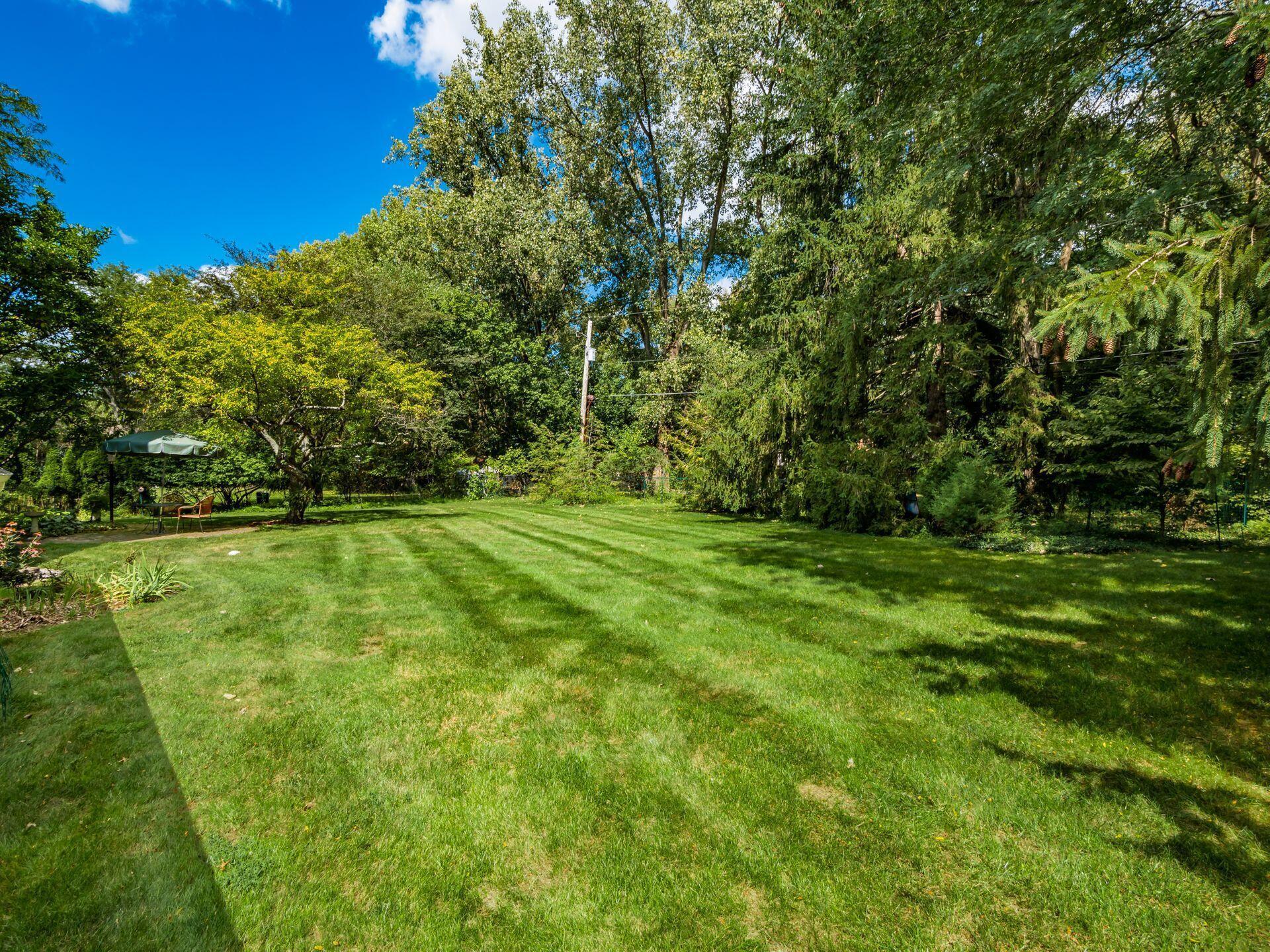 628 Old Farm Road Columbus, OH 43213 - Photo 56 of 71 Backyard