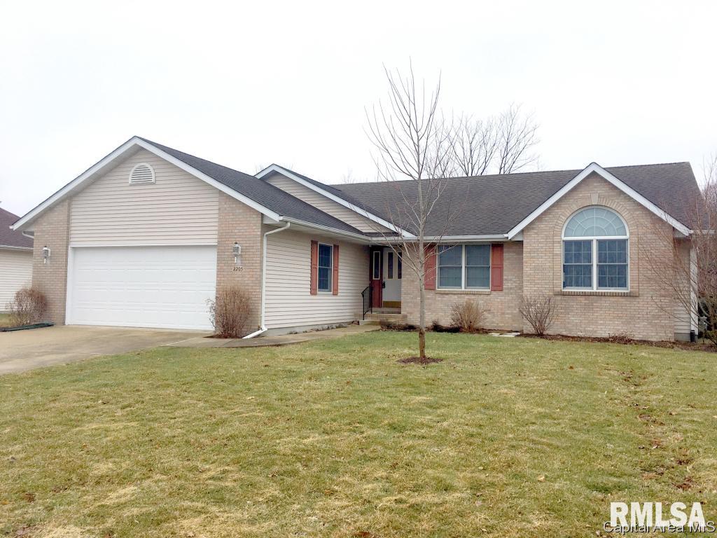 2205 Checkerberry Lane Springfield, IL 62711 - Photo 1 of 35