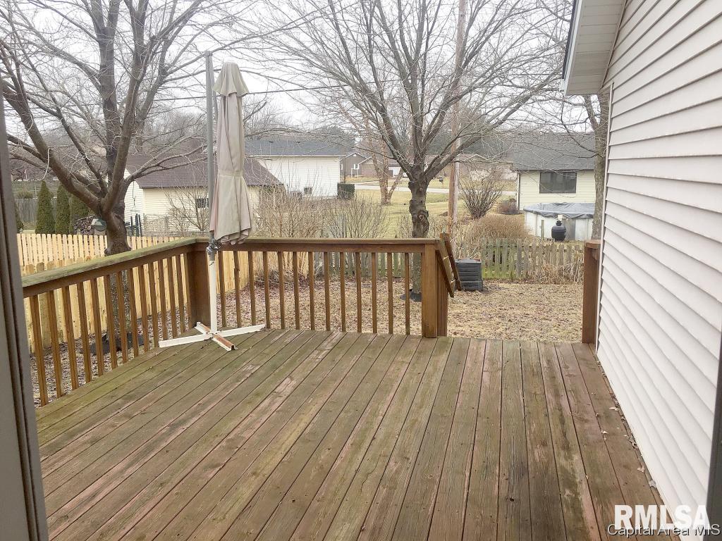 2205 Checkerberry Lane Springfield, IL 62711 - Photo 6 of 35