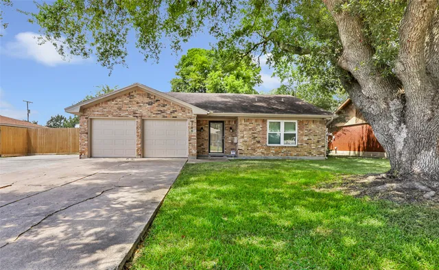 $229,000 | 1708 17th Avenue North, Texas City, TX 77590