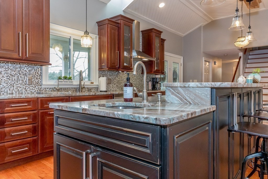 96 Chamberlain Road Westford, MA 01886 - Photo 12 of 42 Gallery Image 12